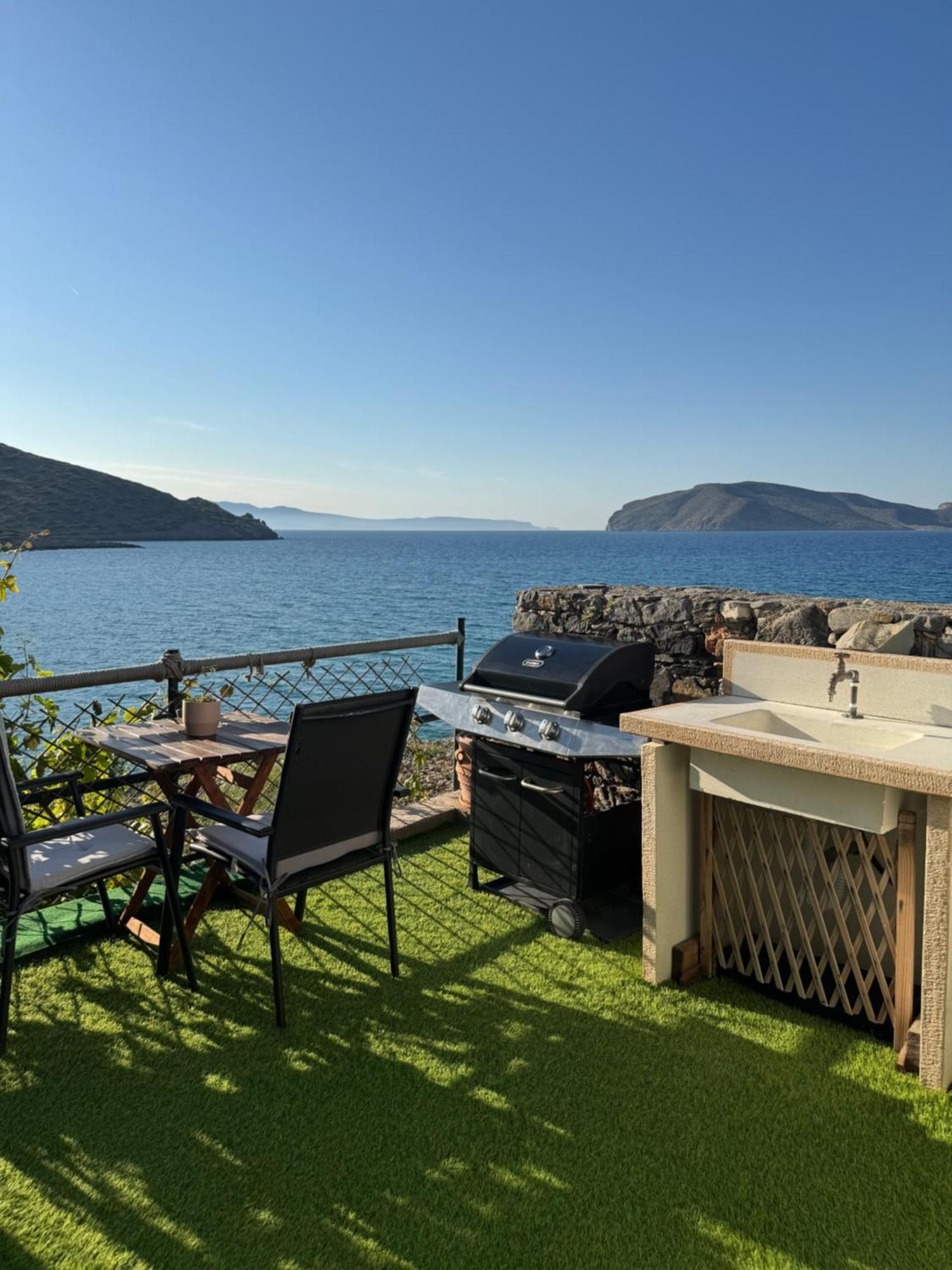 Tholos Alexandra'S Beachfront House Kavoúsion 外观 照片