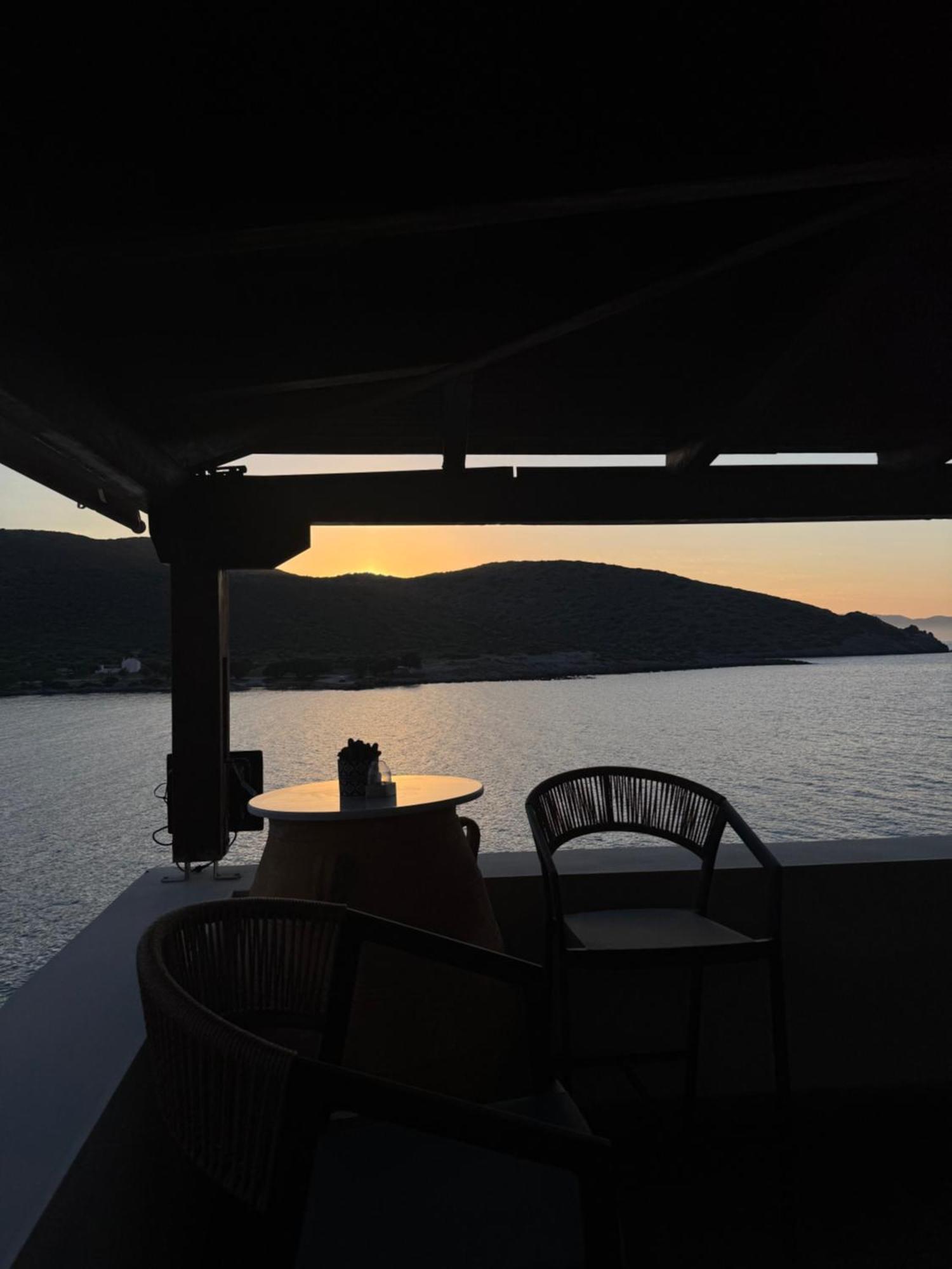 Tholos Alexandra'S Beachfront House Kavoúsion 外观 照片
